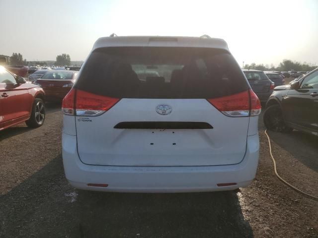 2011 Toyota Sienna