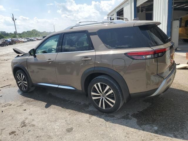 2023 Nissan Pathfinder Platinum