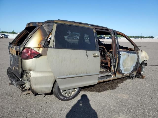 2006 Toyota Sienna CE