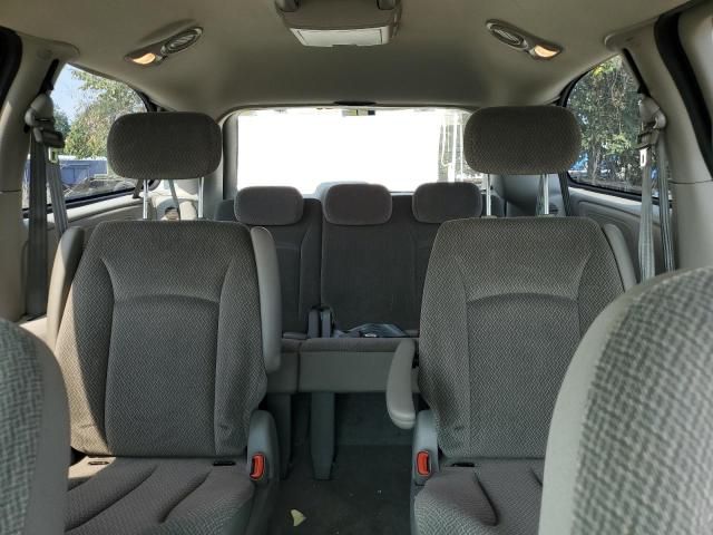 2005 Dodge Grand Caravan SXT