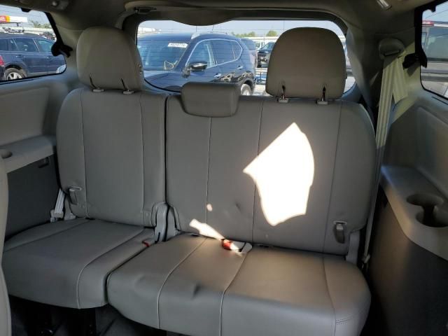 2015 Toyota Sienna XLE