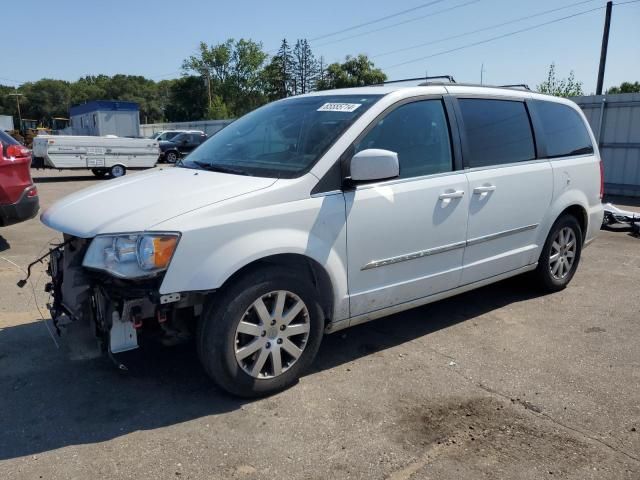 2014 Chrysler Town & Country Touring