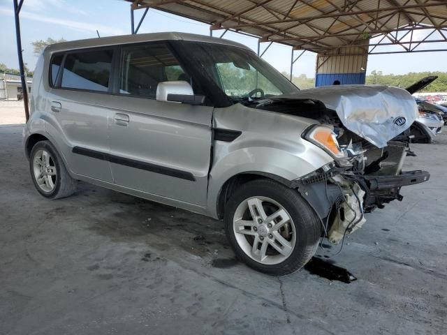 2010 KIA Soul +