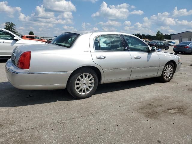 2007 Lincoln Town Car Signature