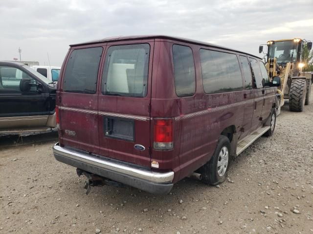 2004 Ford Econoline E350 Super Duty Wagon