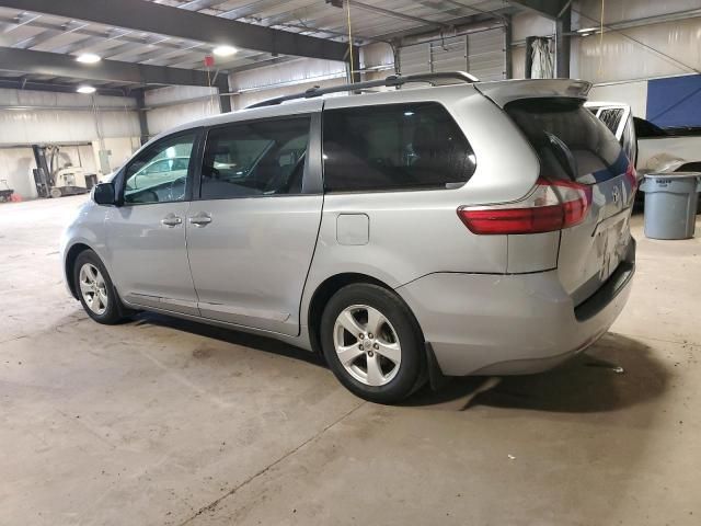 2015 Toyota Sienna LE