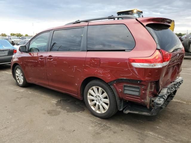 2012 Toyota Sienna XLE