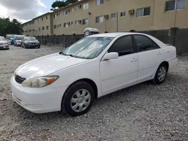 2004 Toyota Camry LE