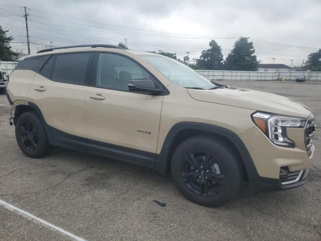 2022 GMC Terrain AT4