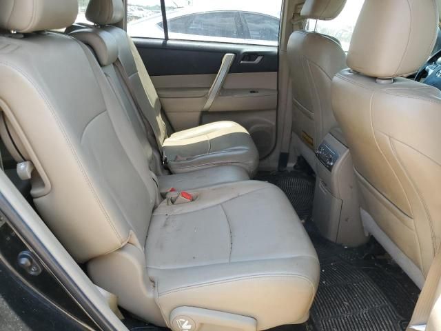 2013 Toyota Highlander Base