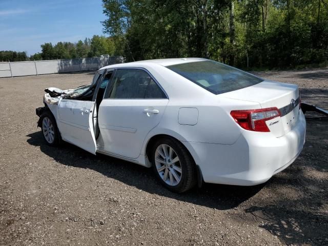 2014 Toyota Camry Hybrid