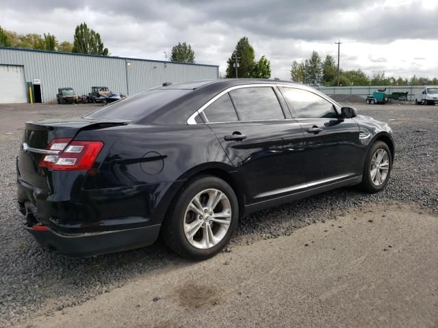 2018 Ford Taurus SE