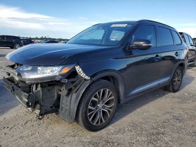 2016 Mitsubishi Outlander SE