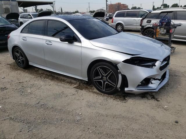 2019 Mercedes-Benz A 220