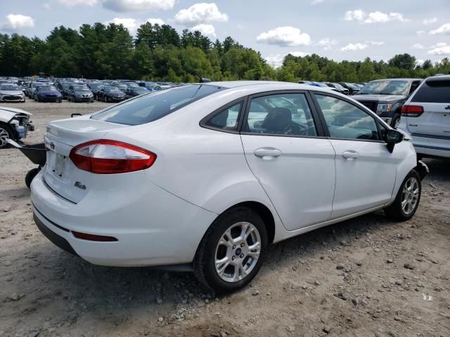 2015 Ford Fiesta SE