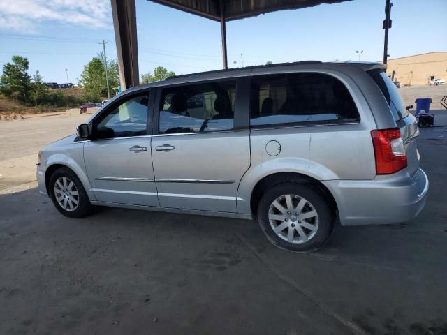 2011 Chrysler Town & Country Touring L