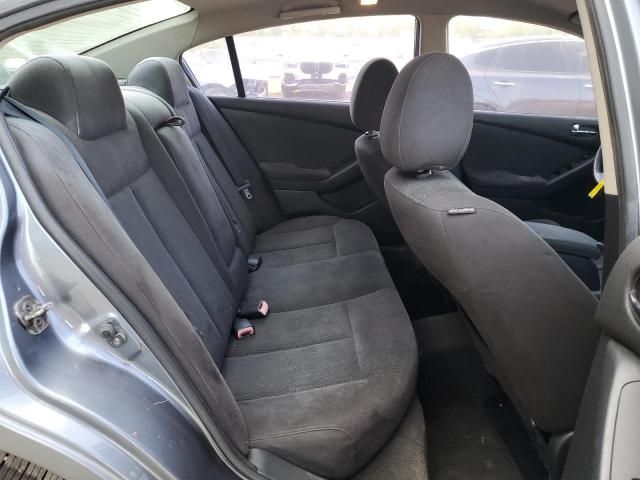 2010 Nissan Altima Base