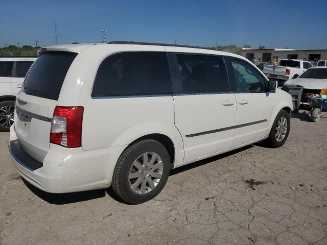 2013 Chrysler Town & Country Touring