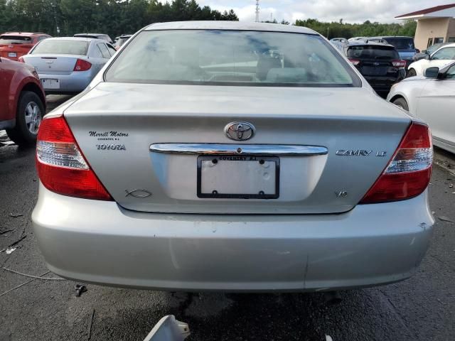 2004 Toyota Camry LE