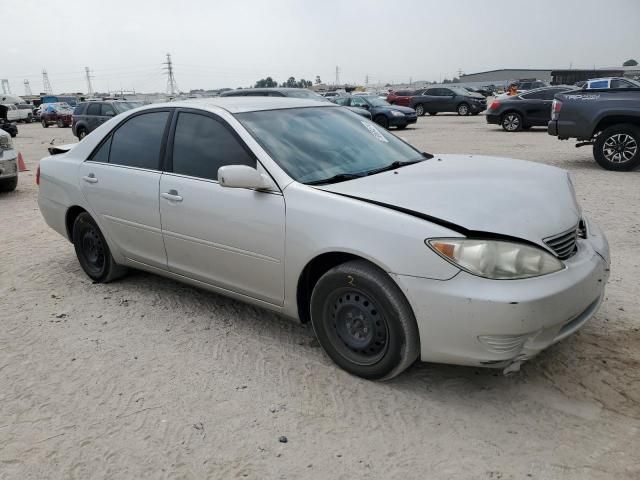 2005 Toyota Camry LE