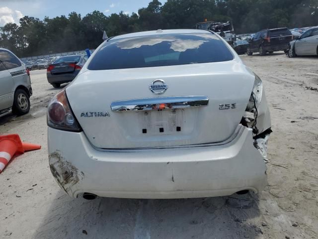 2010 Nissan Altima Base