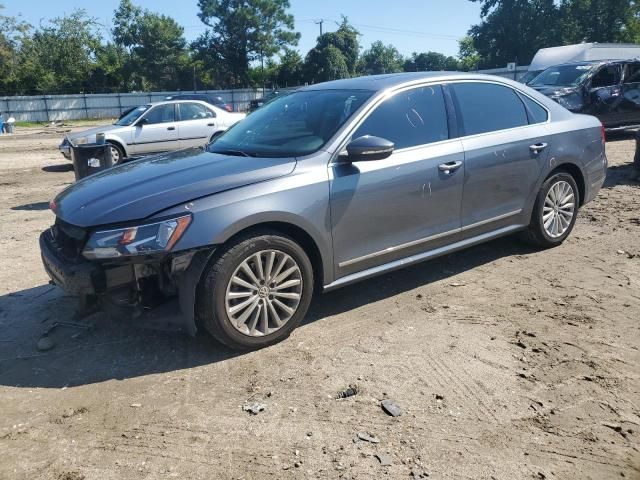 2016 Volkswagen Passat SE