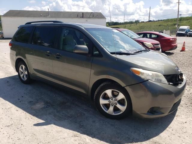 2011 Toyota Sienna LE