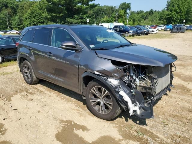 2018 Toyota Highlander LE