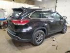 2017 Toyota Highlander SE