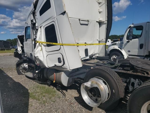 2018 Kenworth Construction T680