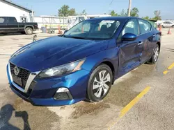 Salvage cars for sale at Pekin, IL auction: 2022 Nissan Altima S