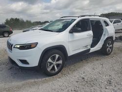 Salvage cars for sale at Wayland, MI auction: 2022 Jeep Cherokee Limited