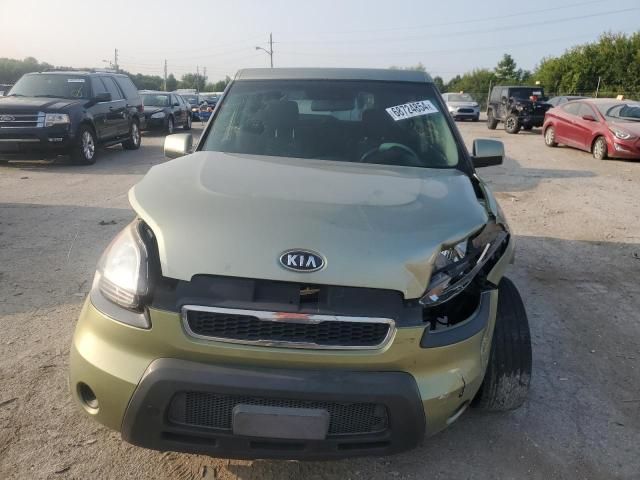 2011 KIA Soul +