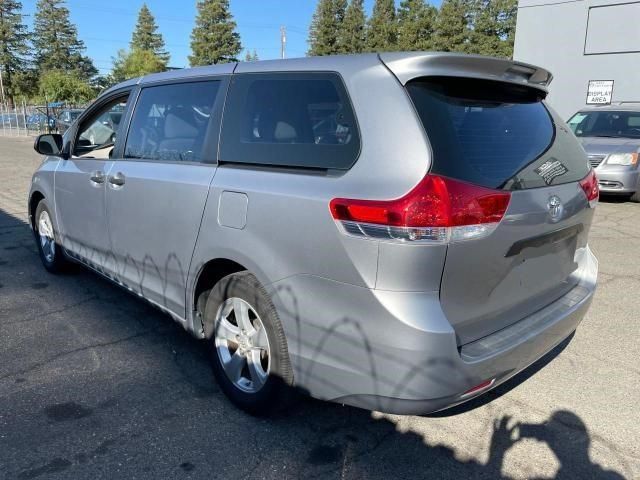 2011 Toyota Sienna