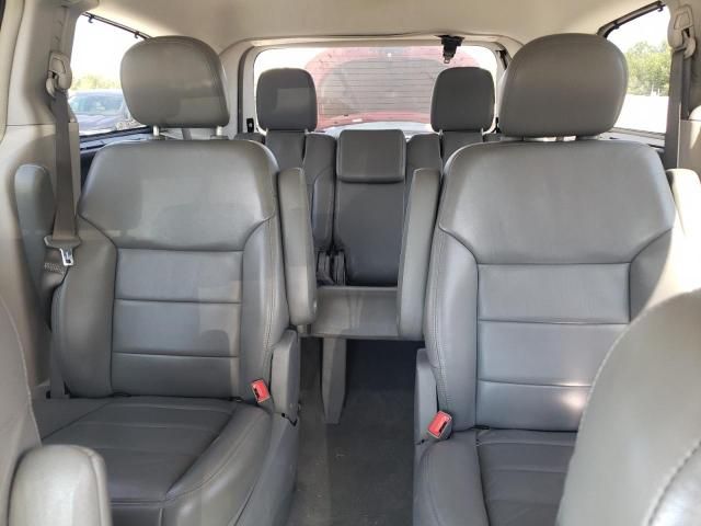 2011 Volkswagen Routan SEL