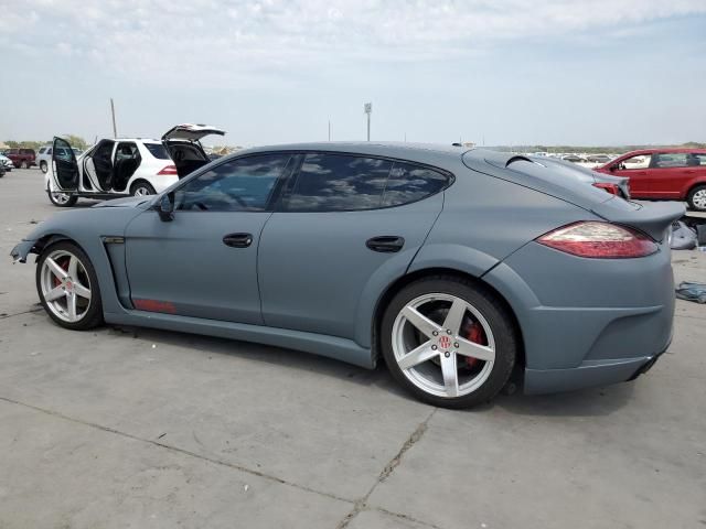 2012 Porsche Panamera 2