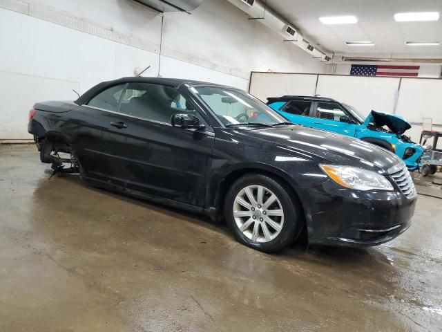 2013 Chrysler 200 Touring