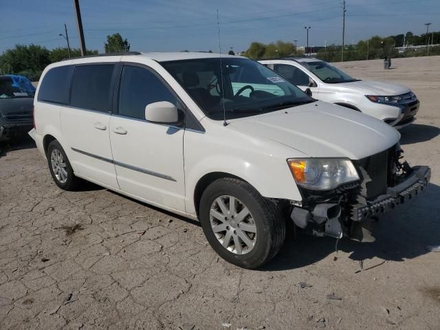 2013 Chrysler Town & Country Touring