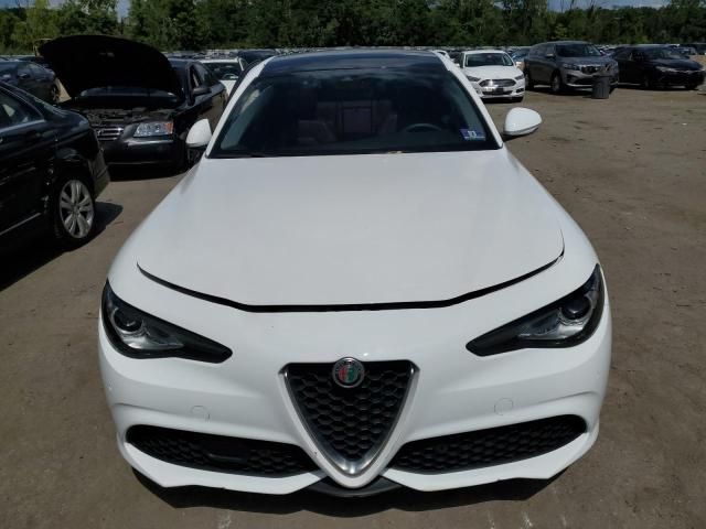 2017 Alfa Romeo Giulia TI Q4