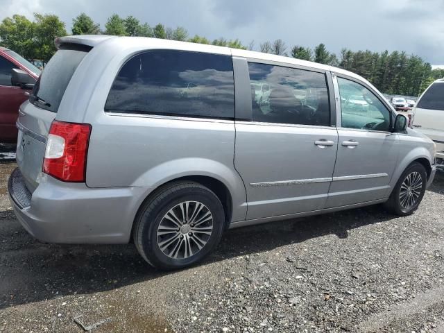 2014 Chrysler Town & Country S