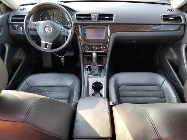 2014 Volkswagen Passat SEL