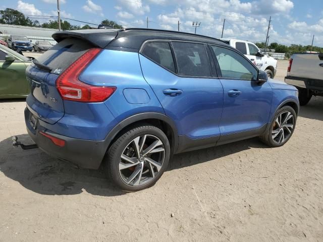 2021 Volvo XC40 T5 R-Design