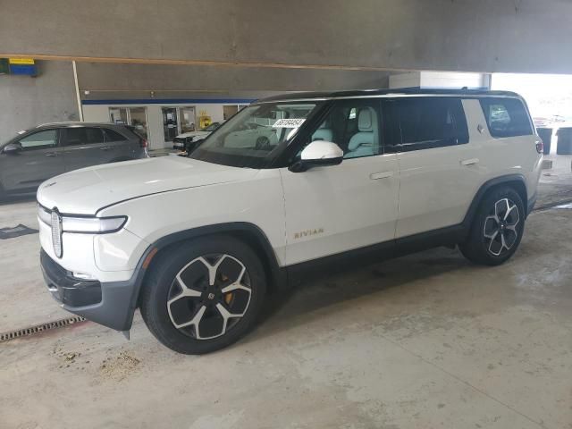 2023 Rivian R1S Adventure