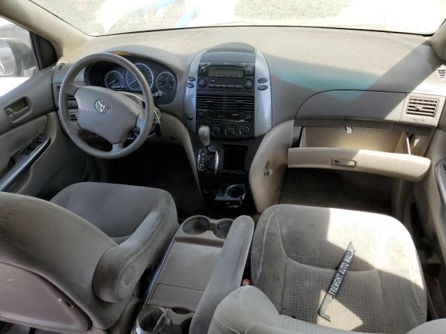 2008 Toyota Sienna CE