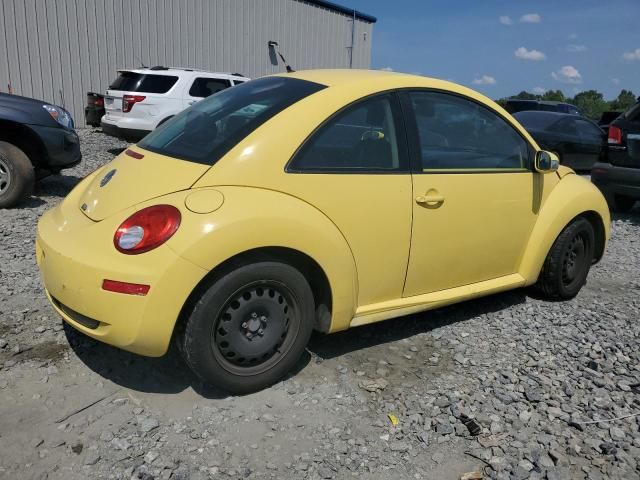 2010 Volkswagen New Beetle