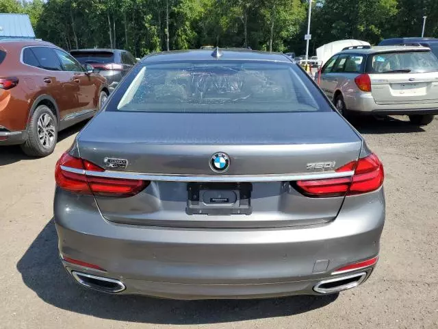 2016 BMW 750 XI