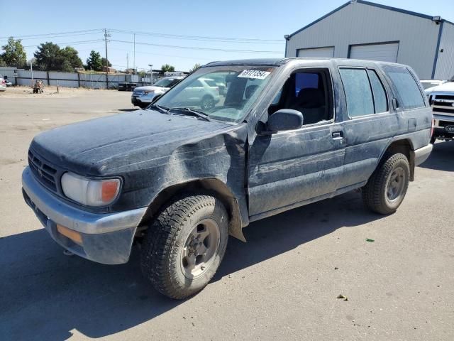 1998 Nissan Pathfinder LE