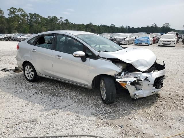 2013 Ford Fiesta SE