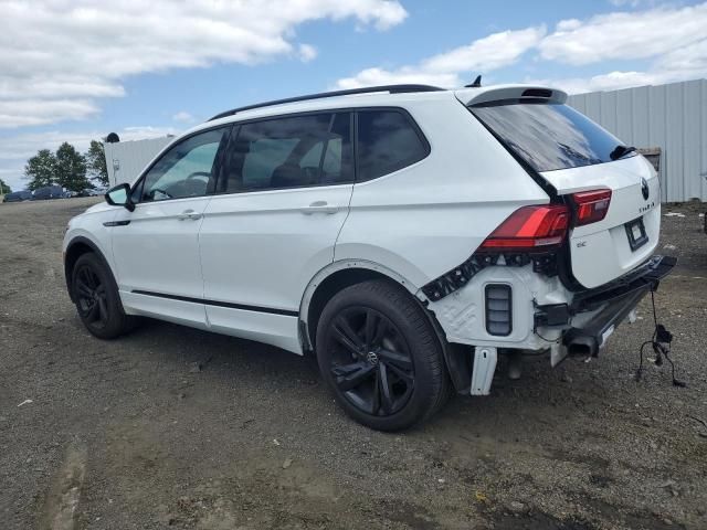 2023 Volkswagen Tiguan SE R-LINE Black