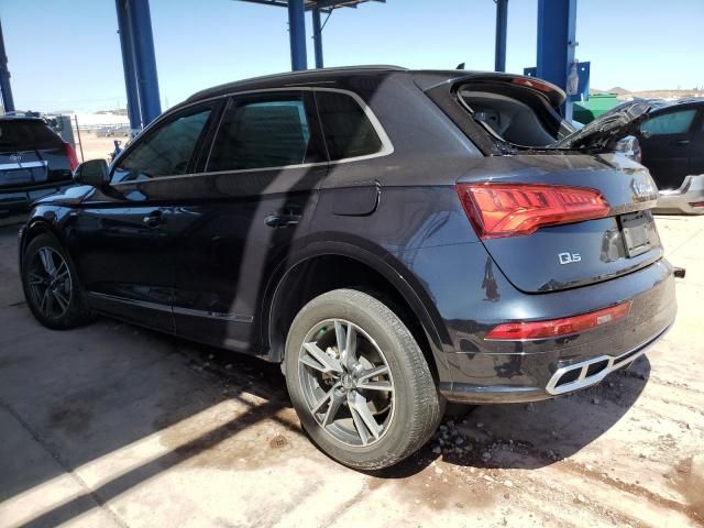 2020 Audi Q5 E Premium